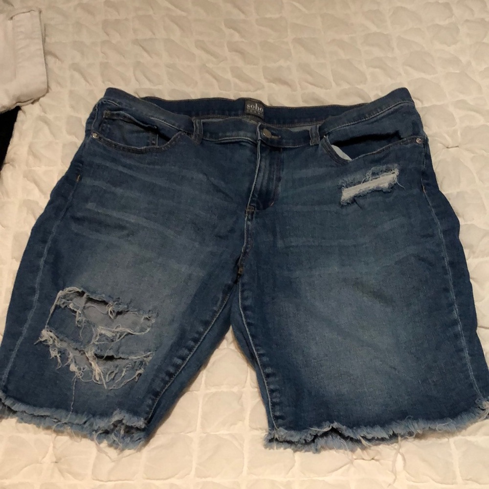 Soho long ripped Jean shorts